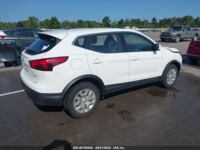 JN1BJ1CRXJW255360 Nissan Rogue Sport S