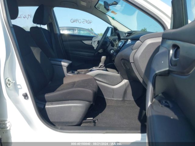 JN1BJ1CRXJW255360 Nissan Rogue Sport S
