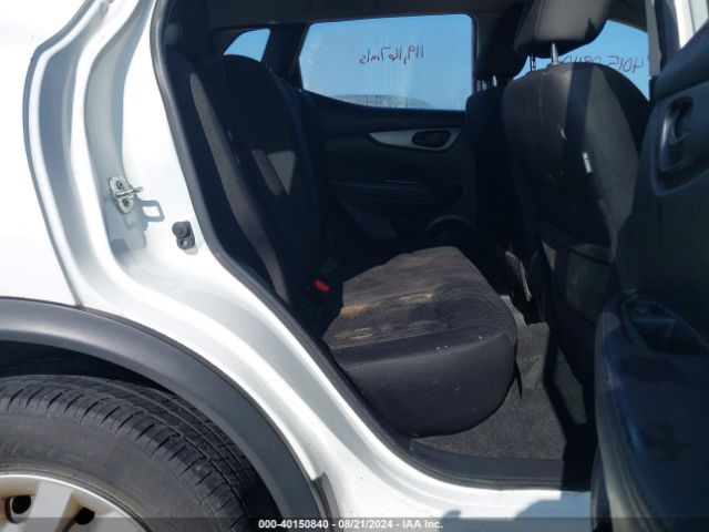 JN1BJ1CRXJW255360 Nissan Rogue Sport S