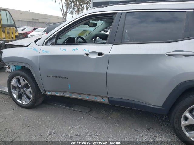 3C4NJCCB8LT128673 Jeep Compass Limited Fwd