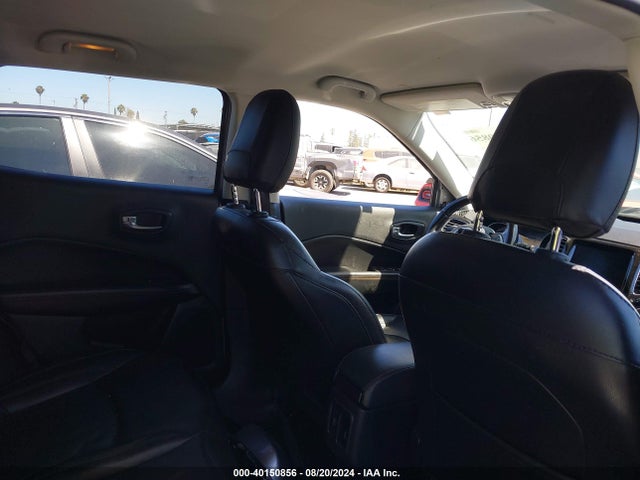 3C4NJCCB8LT128673 Jeep Compass Limited Fwd
