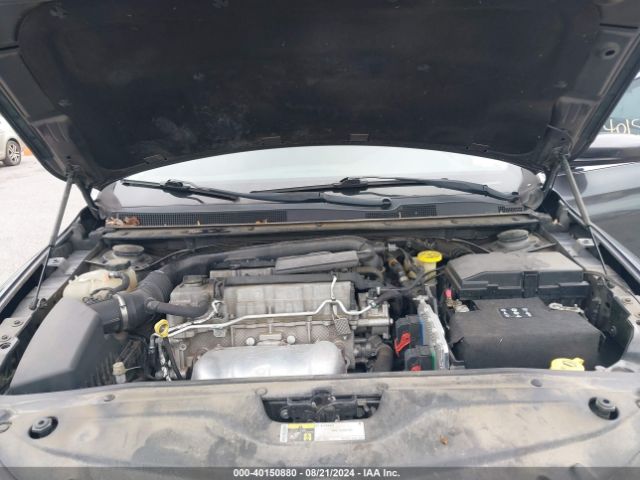 1C3CCCFB1GN194442 Chrysler 200 Touring