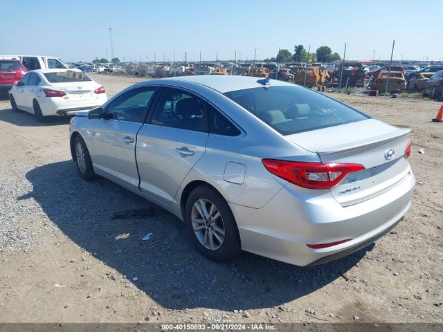 Hyundai SONATA SE 2016 5NPE24AF9GH298619 Image 3