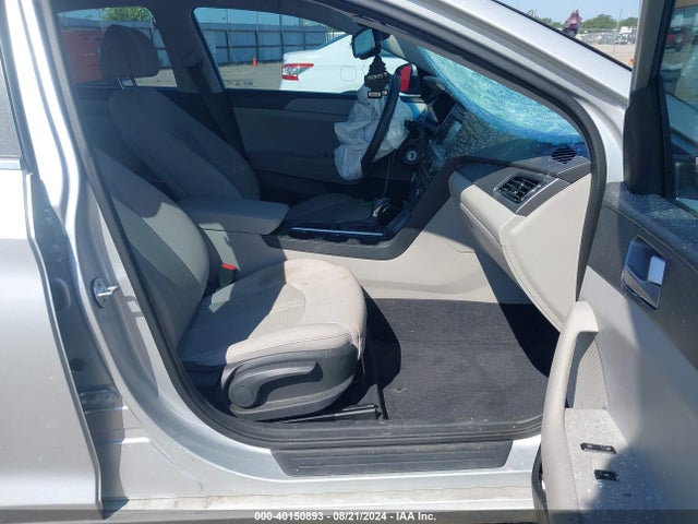Hyundai SONATA SE 2016 5NPE24AF9GH298619 Image 5