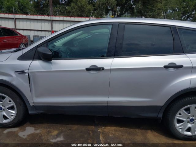 1FMCU0F7XFUC88323 Ford ESCAPE S