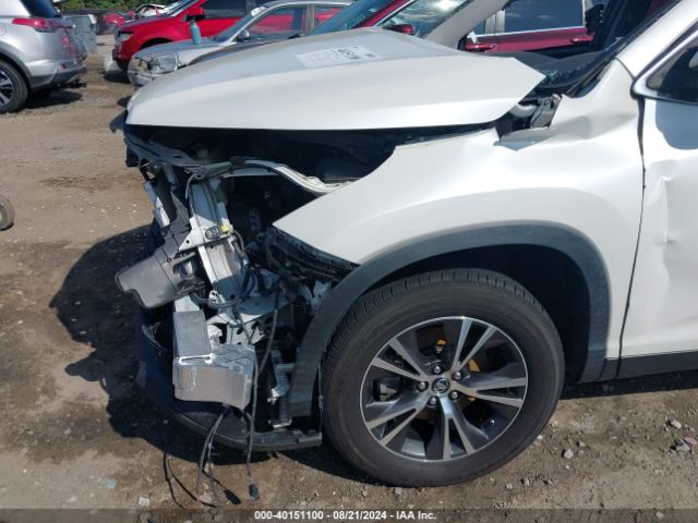 5TDZZRFH9KS322389 Toyota Highlander Le Plus
