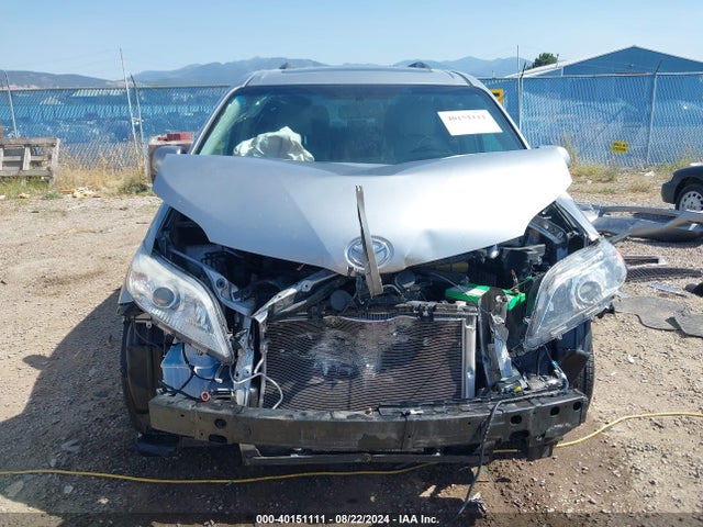 Toyota Sienna Xle 7 Passenger 2016 5TDDK3DC8GS133663 Image 13