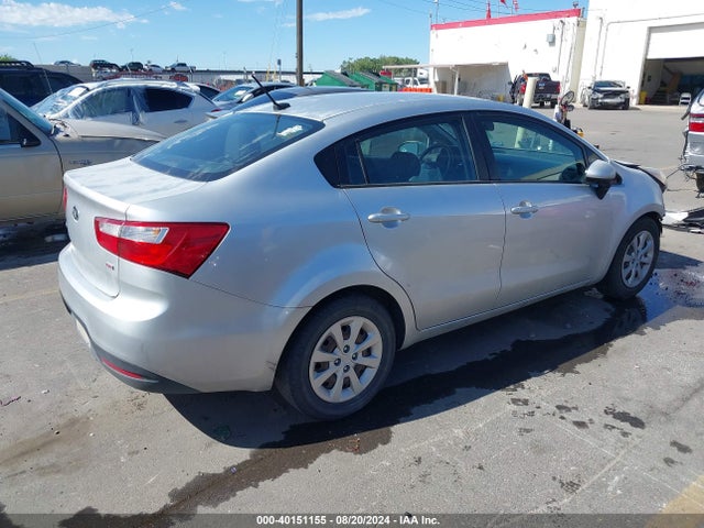 KIA RIO LX 2015 KNADM4A34F6504155 Image 4