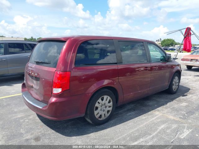 2C4RDGBG3JR163960 Dodge Grand Caravan Se
