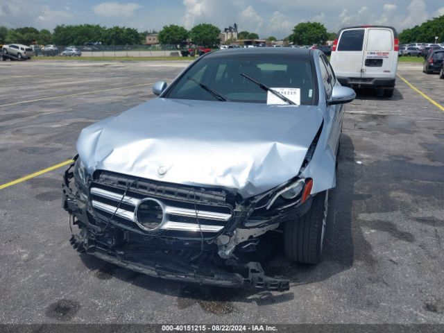 WDDZF4JB6JA366902 Mercedes-Benz E 300