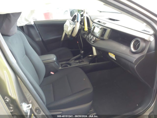 Toyota RAV4 LE 2014 JTMZFREV0ED038326 Image 5