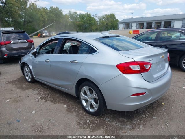 1G1BF5SM9H7231303 Chevrolet Cruze Premier Auto