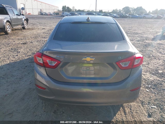 Chevrolet Cruze Lt Auto 2018 1G1BE5SM8J7128639 Image 16