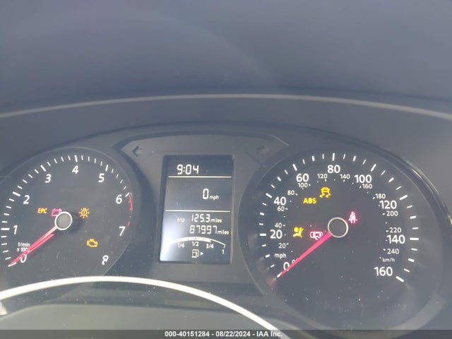 3VW1K7AJ4FM256076 Volkswagen Jetta 2.0l S