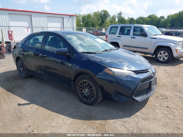 Toyota COROLLA LE 2019 2T1BURHE7KC240429 main image