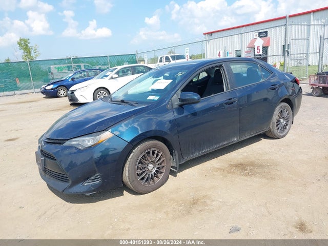 Toyota COROLLA LE 2019 2T1BURHE7KC240429 Image 2