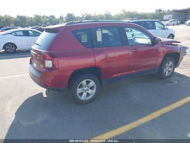 1C4NJCEA1GD735613 Jeep Compass Latitude
