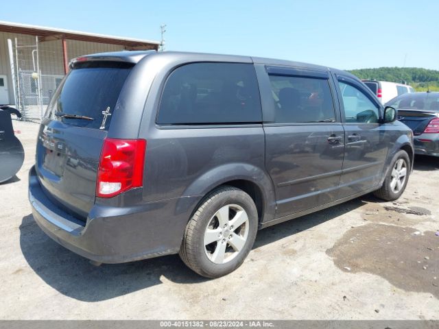 2C4RDGBG3FR608141 Dodge Grand Caravan Se