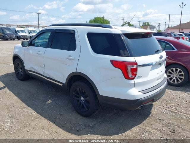 Ford EXPLORER XLT 2019 1FM5K8DH8KGA00204 Image 3