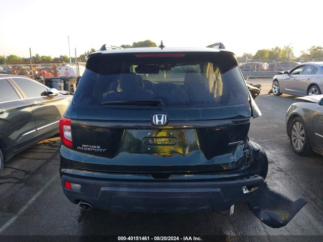 Honda Passport Touring 2019 5FNYF7H94KB001606 Image 17