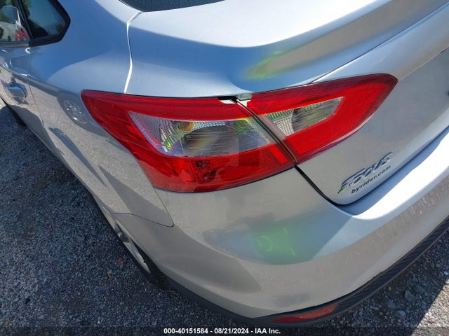 Ford FOCUS SE 2014 1FADP3F22EL392627 Image 16