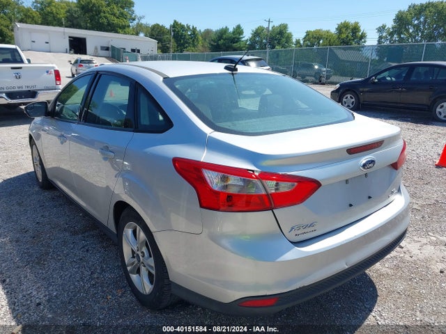Ford FOCUS SE 2014 1FADP3F22EL392627 Image 3