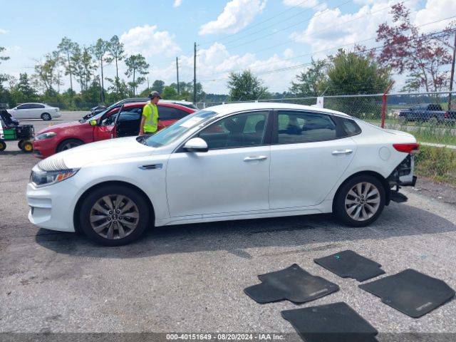 5XXGT4L30JG272955 KIA Optima Lx