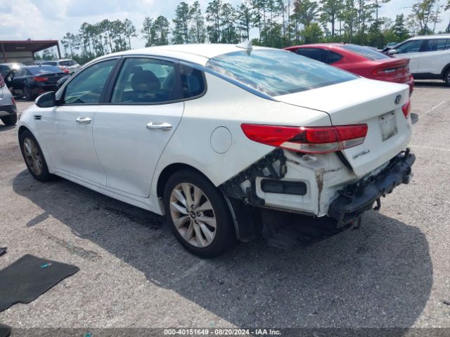 5XXGT4L30JG272955 KIA Optima Lx