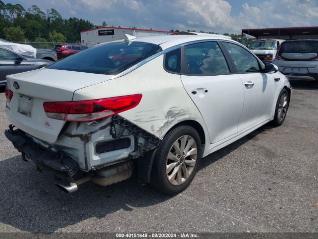 5XXGT4L30JG272955 KIA Optima Lx