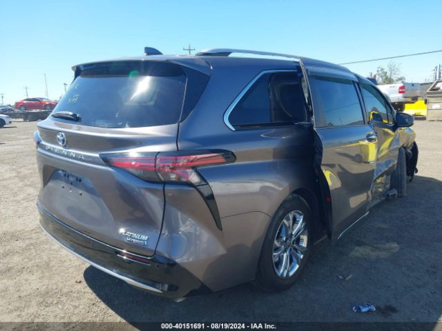 5TDESKFC1NS055199 Toyota Sienna Platinum