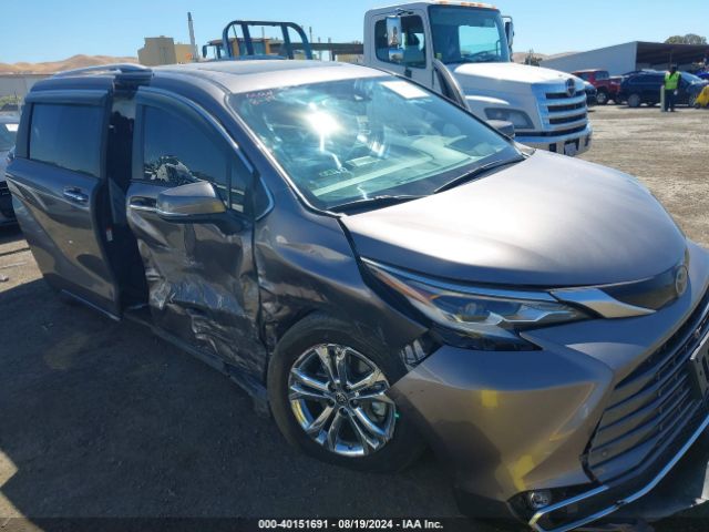 5TDESKFC1NS055199 Toyota Sienna Platinum
