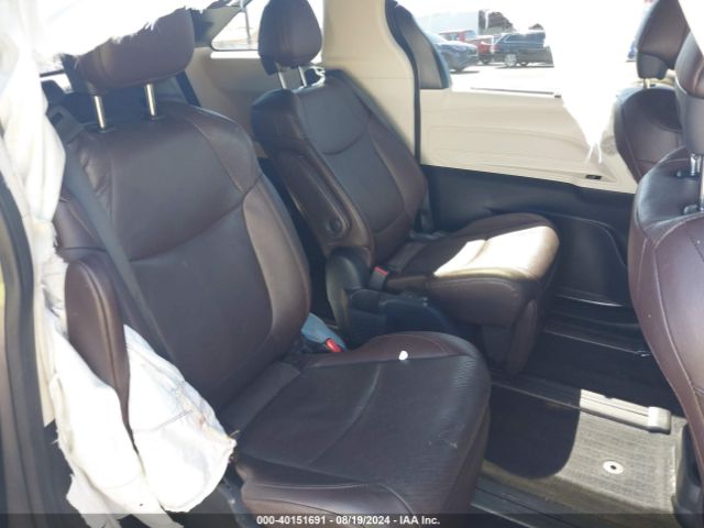 5TDESKFC1NS055199 Toyota Sienna Platinum