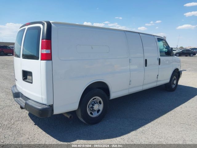 1GCWGBFP7J1266178 Chevrolet Express 2500 Work Van