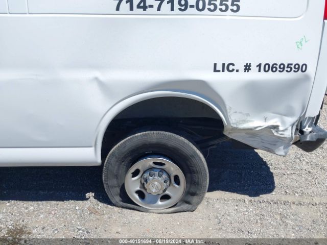 1GCWGBFP7J1266178 Chevrolet Express 2500 Work Van