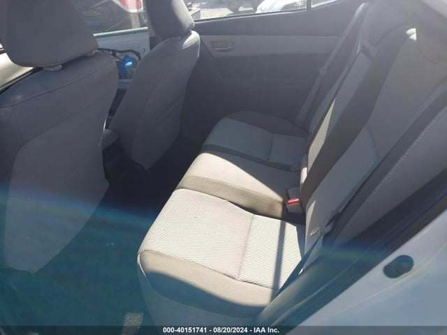 Toyota COROLLA LE 2018 5YFBURHE1JP762455 Image 8