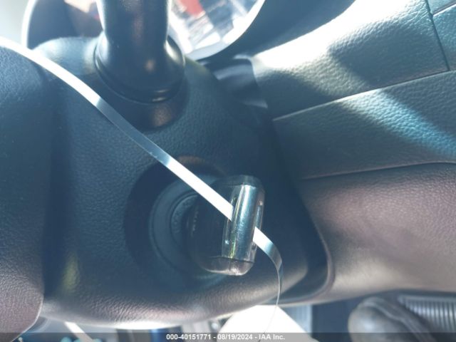 3KPFK4A75JE189390 KIA FORTE LX