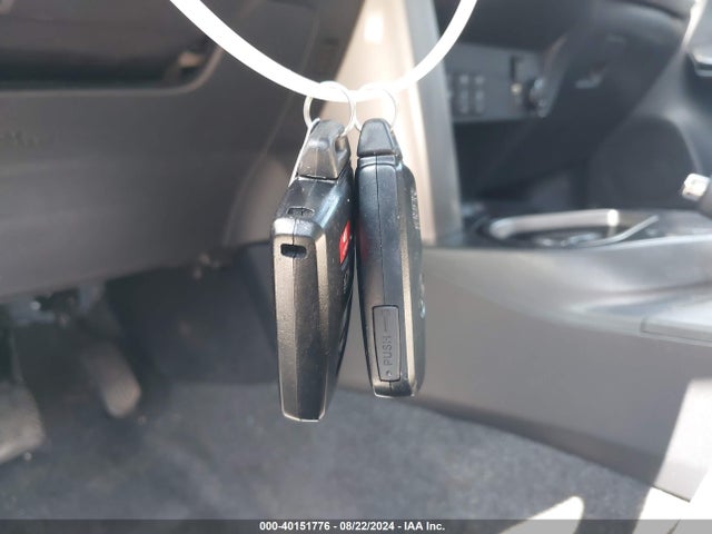 Toyota Rav4 Limited 2018 JTMDFREV3JJ242219 Image 11
