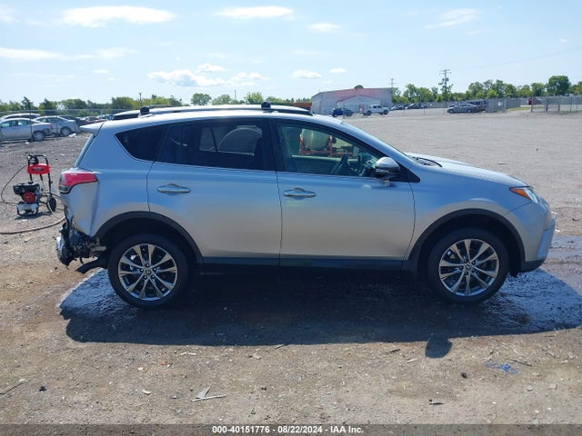 Toyota Rav4 Limited 2018 JTMDFREV3JJ242219 Image 13