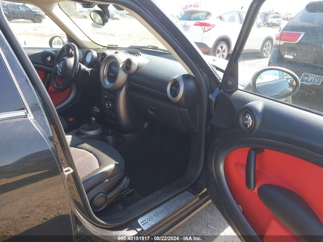 2011 MINI COOPER S COUNTRYMAN WMWZC5C56BWL54654 Photo 4