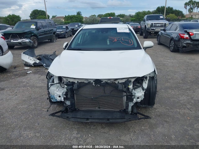 Toyota CAMRY LE 2020 4T1C11AK1LU937657 Image 13