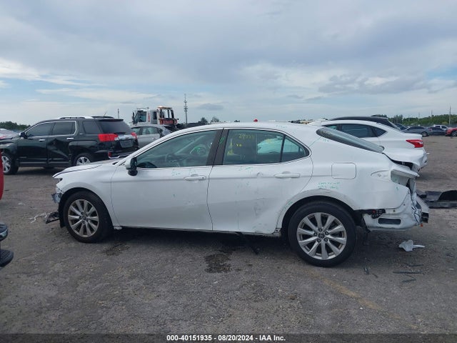 Toyota CAMRY LE 2020 4T1C11AK1LU937657 Image 15