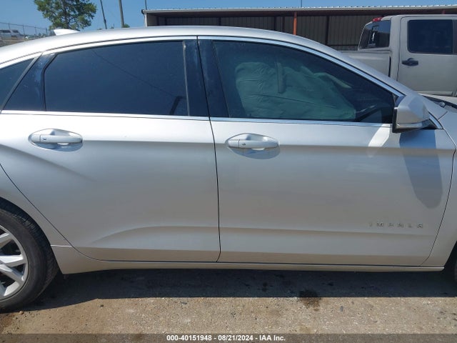 Chevrolet IMPALA 1LT 2018 2G1105S35J9128341 Image 14