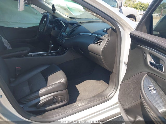 Chevrolet IMPALA 1LT 2018 2G1105S35J9128341 Image 5