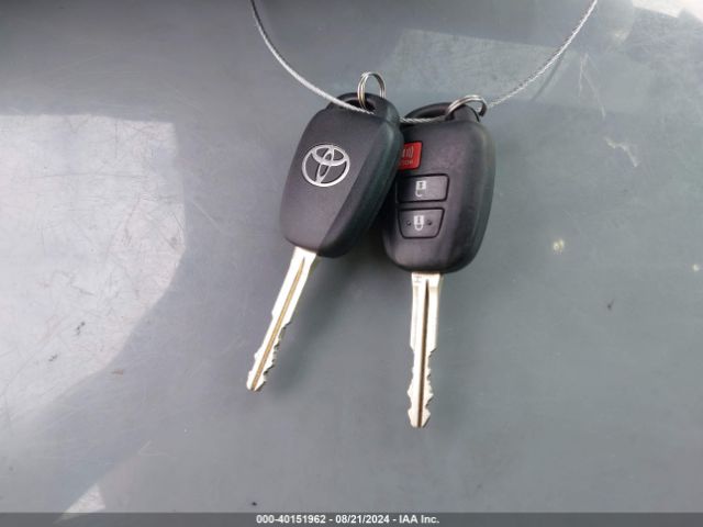 5TFDY5F19MX996225 Toyota Tundra Sr5