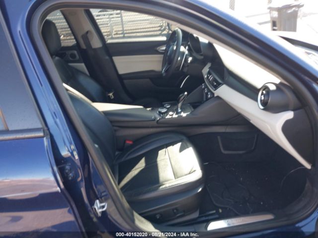 ZARFAEBNXJ7581700 Alfa Romeo Giulia Rwd