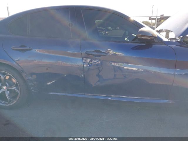 ZARFAEBNXJ7581700 Alfa Romeo Giulia Rwd