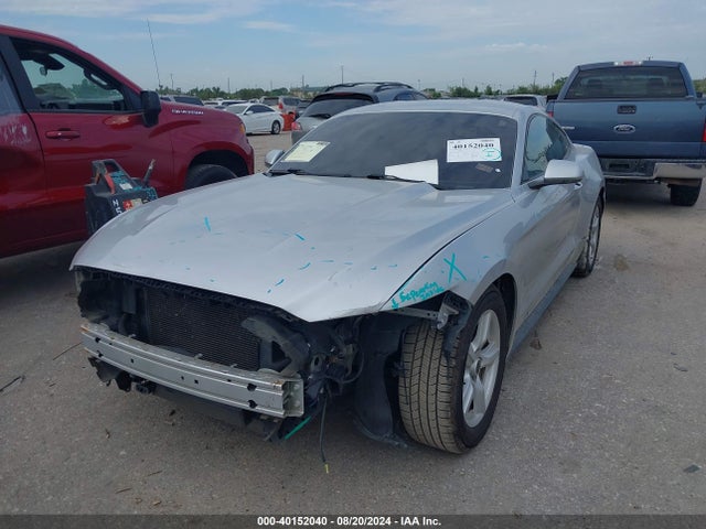 Ford Mustang V6 2015 1FA6P8AM1F5427369 Image 2