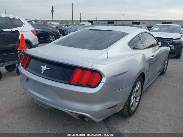 Ford Mustang V6 2015 1FA6P8AM1F5427369 Image 4
