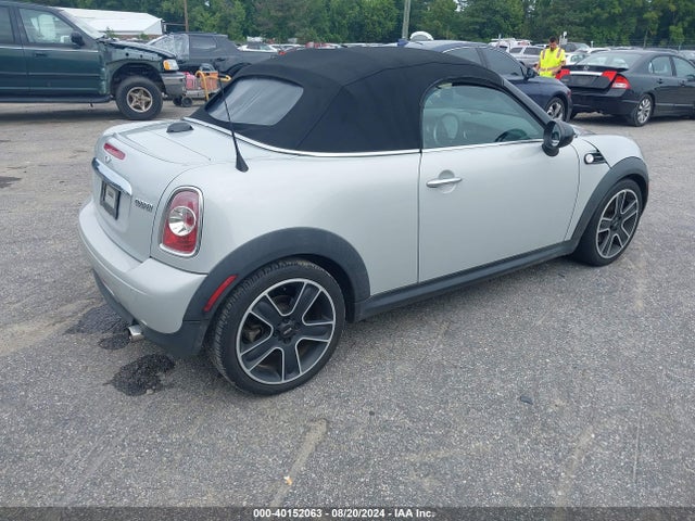 2013 MINI ROADSTER WMWSY1C59DT625545 Photo 3