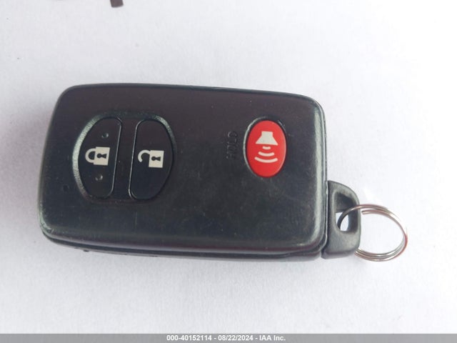 JTDKN3DU3E0382427 Toyota Prius Three